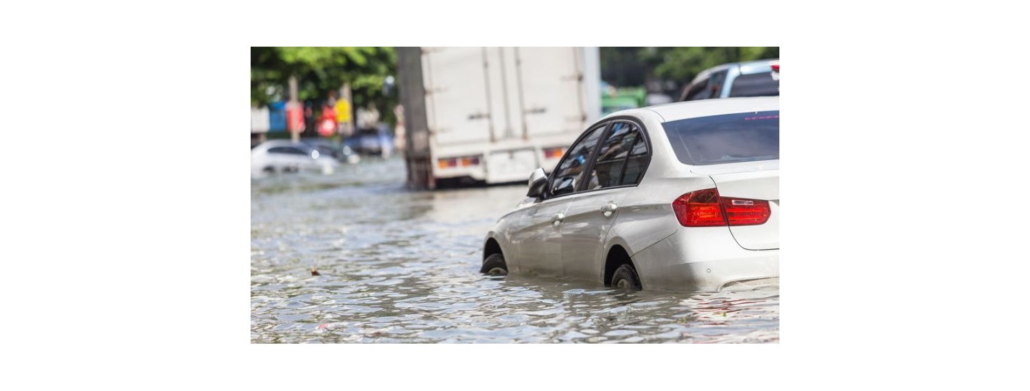 Navigating Singapore's Torrential Downpours: A Guide to Rainy-Day Driving